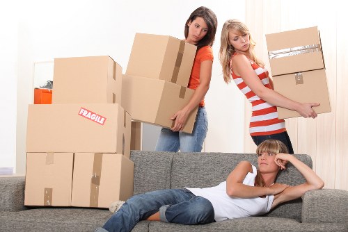 Choosing the right truck size for a Lewisham relocation